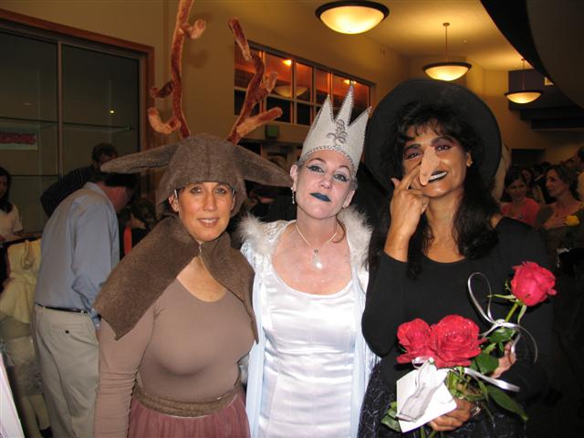 Behind 2005_10_21_0132 (Small).JPG