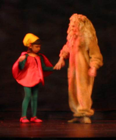 05Poppy11 2005_04_30 064 Cropped (Small).jpg